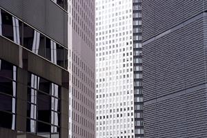 告知物件の査定や買取を行っている